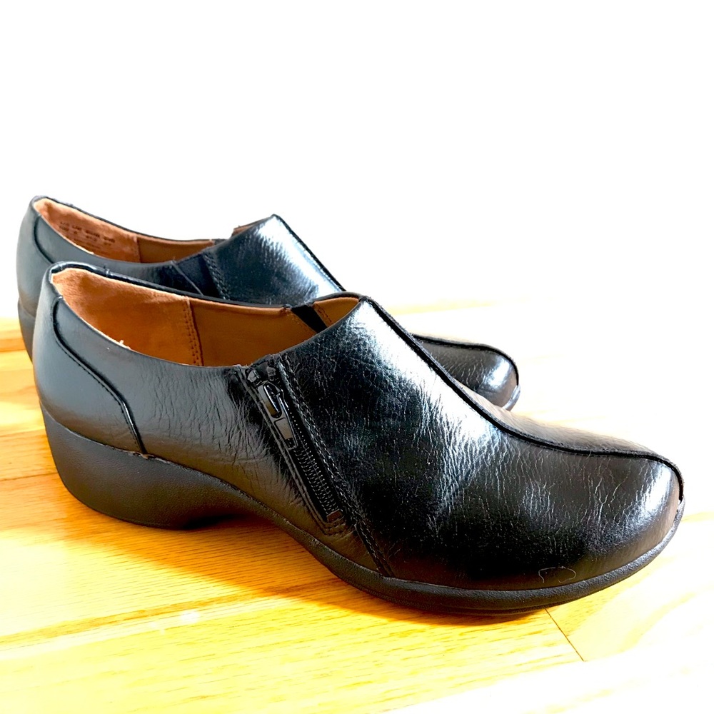 🖤Naturalizer Cute Black Booties🖤